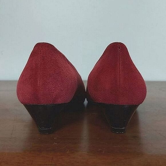 Vtg burgundy Italian suede embroidered loafers | narrow EU 35 - Picture 8 of 12